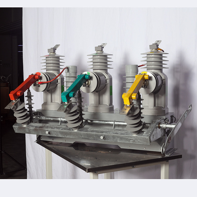 Distribution Network 40.5 KV 360a Automatic Recloser Circuit Protection Utility-Network Vacuum Electrical Circuit Breaker